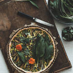 Quiche à l’ail des ours frais – feta – champignon – coriandre
