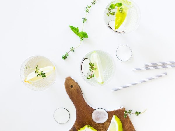 Eau aromatisée aux thyms-citron-radis noir-menthe