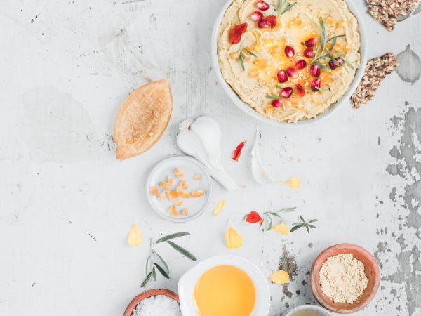 Houmous parfumé à l’écorce de citron confite